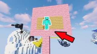 hypixel bedwars trolling but its me getting trolled by a dude with a skybase