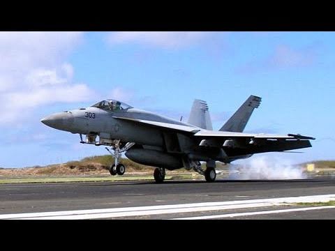 硫黄島 戦闘攻撃機FA18スーパーホーネットの離着陸訓練、米軍公開
