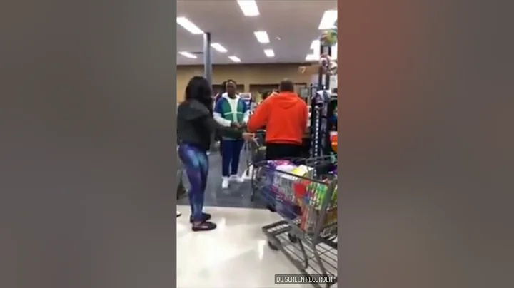 Woman catches boyfriend trying to buy sidepiece gr...