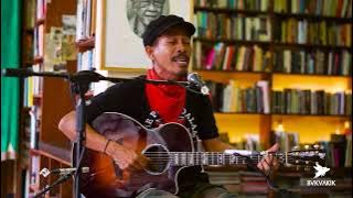 Pasukan Matahari (Jendra) - Iksan Skuter [Live at Buku Akik]