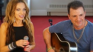 Colleen Marshall with Michael Leach- Acoustic