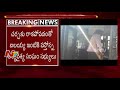 High tension prevailing at Kancha Ilaiah's house:Heavy police force deployed
