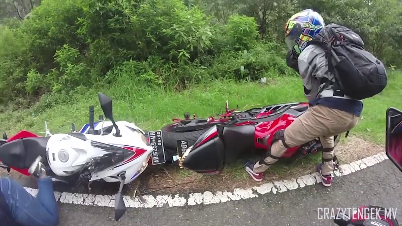 CRASH Z250SL Cornering Jatuh Bodoh Ninja 250 Fi Dan CBR150 YouTube