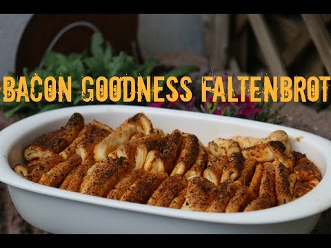 Faltenbrot mit Bacon