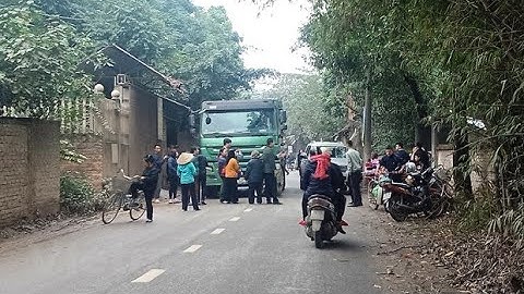 Người dân Hà Nội tiếp tục chặn xe vào bãi rác Nam Sơn | Nhịp Sống Hôm Nay SCTV4