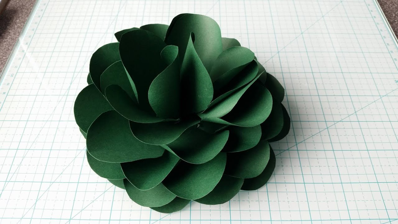 Connected petals flower