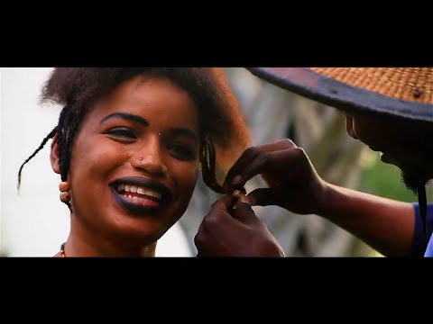 Fula Manding Mii Áraii Jonii Official Clip
