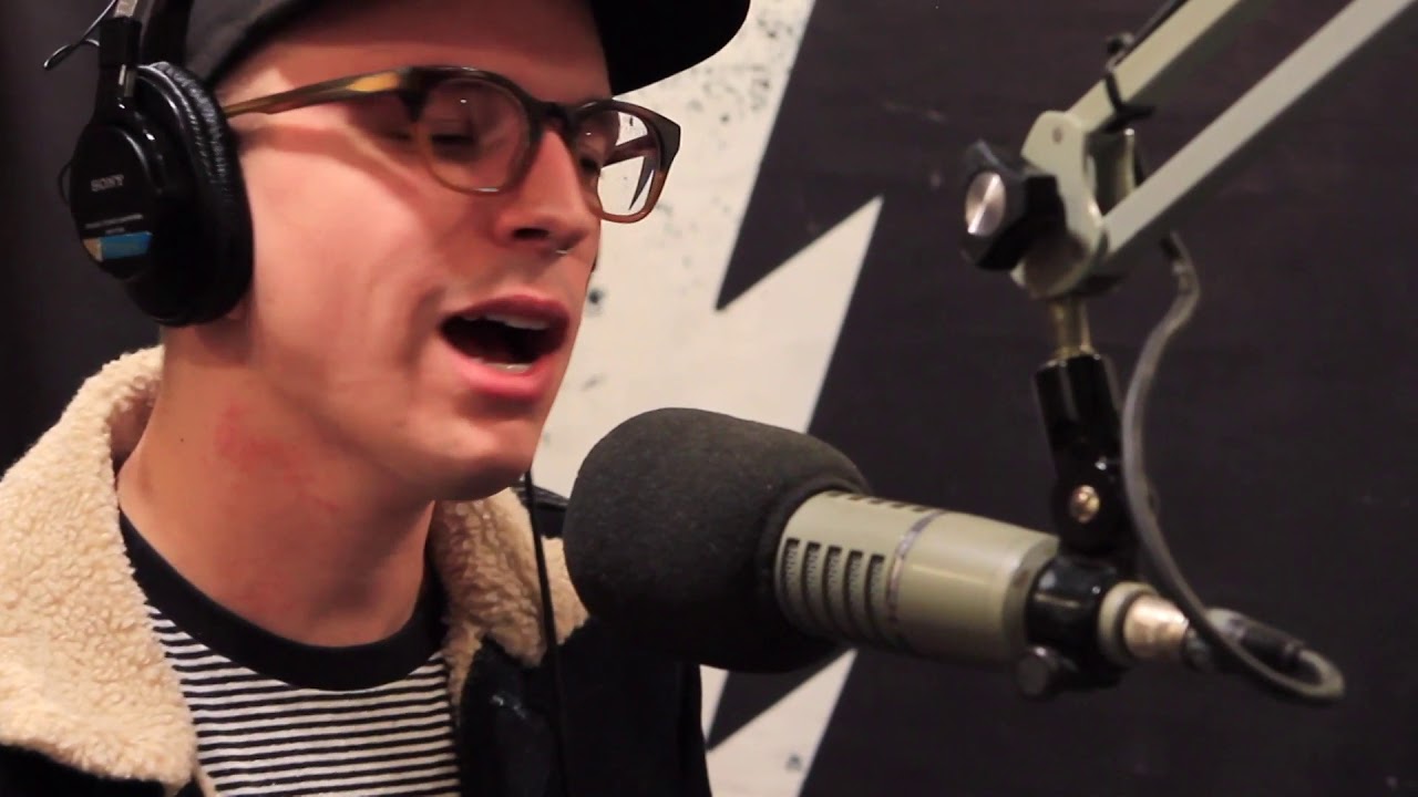 James Droll - Wall - Live on Lightning 100