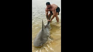 CBUM Releasing a Huge Shark #Shorts