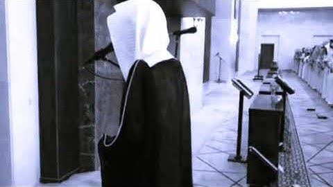 وَيَخِرُّونَ لِلْأَذْقَانِ يَبْكُونَ❤️•تلاوة بديعة للشيخ محمد النقيدان