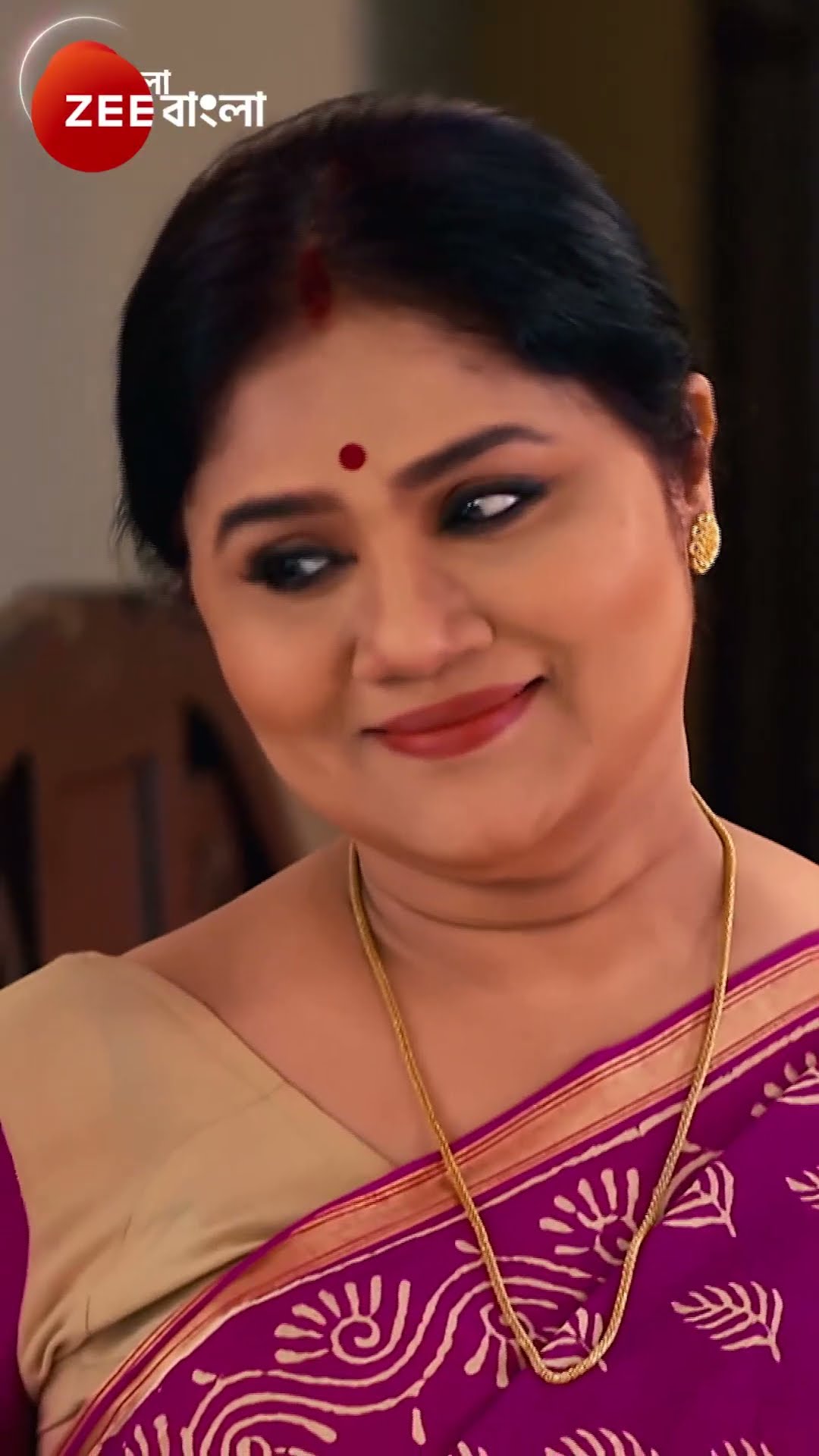 #Puber Moyna #Shorts #Zee Bangla #Entertainment #Mild Violence #Romance