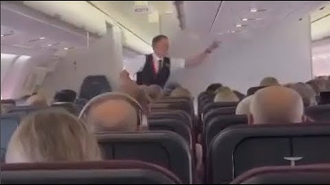 Qantas flight attendant starts Taylor Swift ‘Cruel Summer’ sing-a-long on Melbourne flight