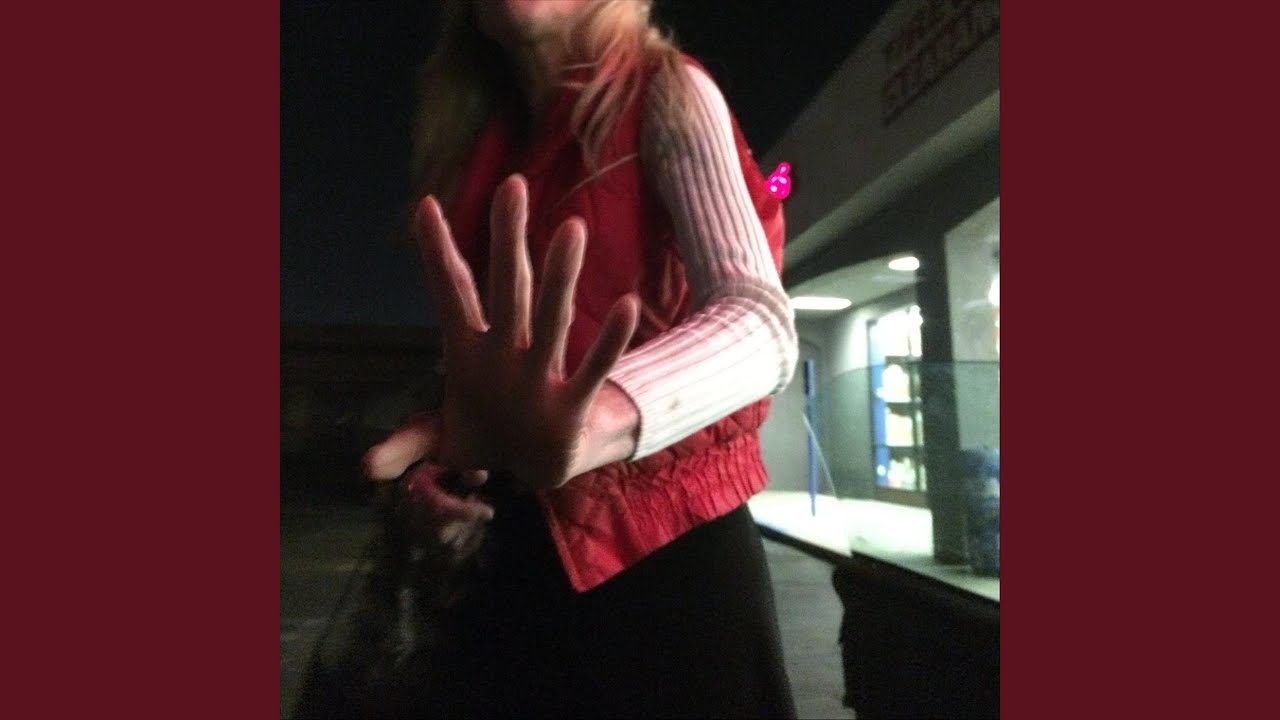 在 YouTube 上观看 Tell Somebody