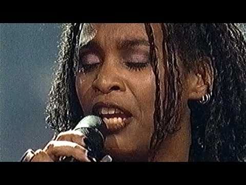 Lucretia van der Vloot & Metropole Orkest HD - Joodse vrouw 31-12-99