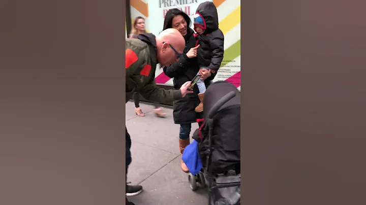 Howie Mandel on 5th Ave NYC