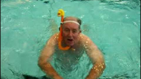 learning to Swim after an Larynectomy Operation