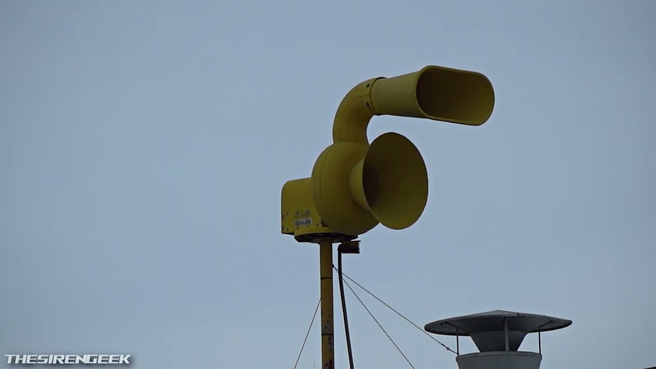 ACA Allertor 125 Tornado Siren Test - Attack - Manitowoc, WI