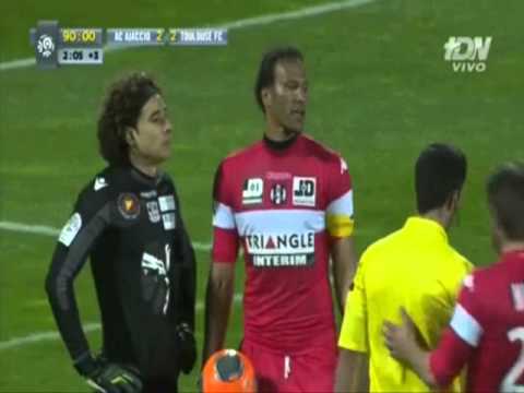 Memo ochoa ataja penalty (Ajaccion 2-2 Toulouse*) TDN Marzo 2014