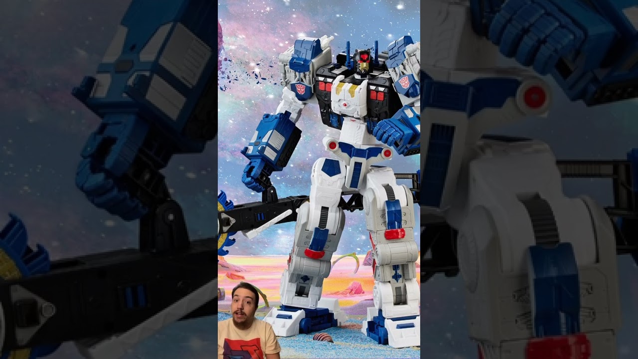 Transformers Legacy Titan Class Metroplex Revealed!