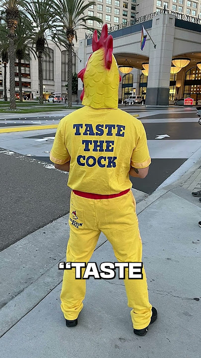 Download lagu Real-Life Cluckin' Bell Forced to Shut Down by Rockstar