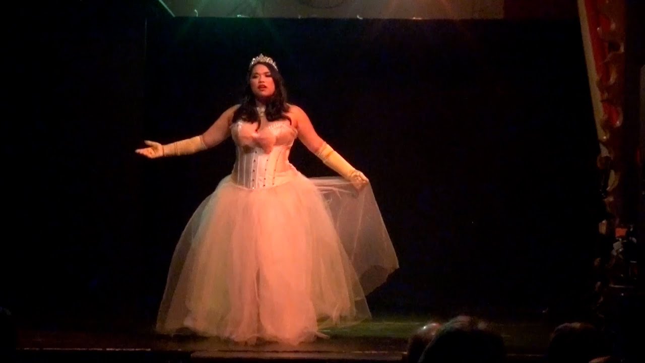 10/13 Saffron Soleil Richmond Burlesque Revue 2015 Jan. 3 Live