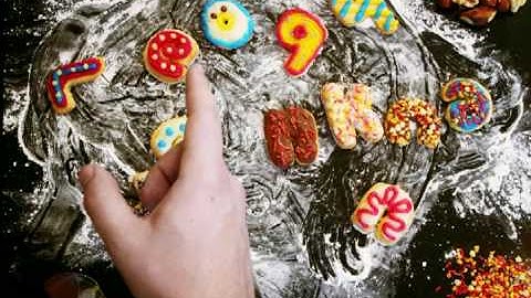 Title sequence in Stop Motion