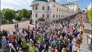 Тысячи верующих почтили память прп. Агапита Печерского в Киево-Печерской Лавре