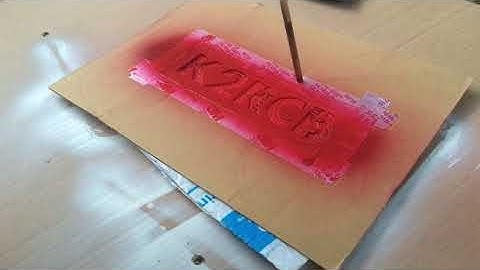 Spray painting with a 3D printed stencil