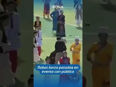 📍⚠️ Robot humanoide pierde control en exhibición