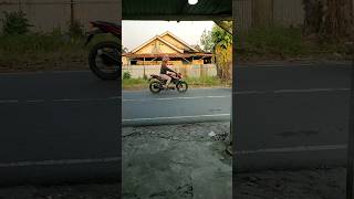 Slow motion of CB150 motorbike