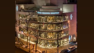 Largest Starbucks in the world ☕️(Starbucks Reserve Roastery) / Navy Pier 🎡