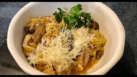 Crockpot Chicken & Mushrooms | Southern Sassy Mama