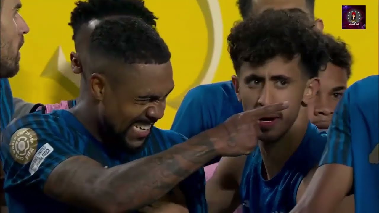 كيف هزم الهلال بطل أوروبا؟ المباراة اللي هزّت مانشستر سيتي 🔥💙 | ملخص تاريخي 4-3