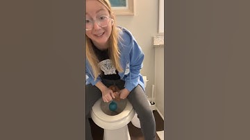 Removing menstrual discs without mess 🩸 #shorts