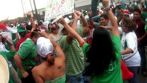 PORRA DE MEXICO COMING OUT CELEBRATING MEXICO'S VICTORY AGAINST USA