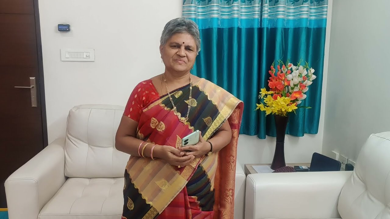 Neevunde daa kondapai song by Rama Kumari 