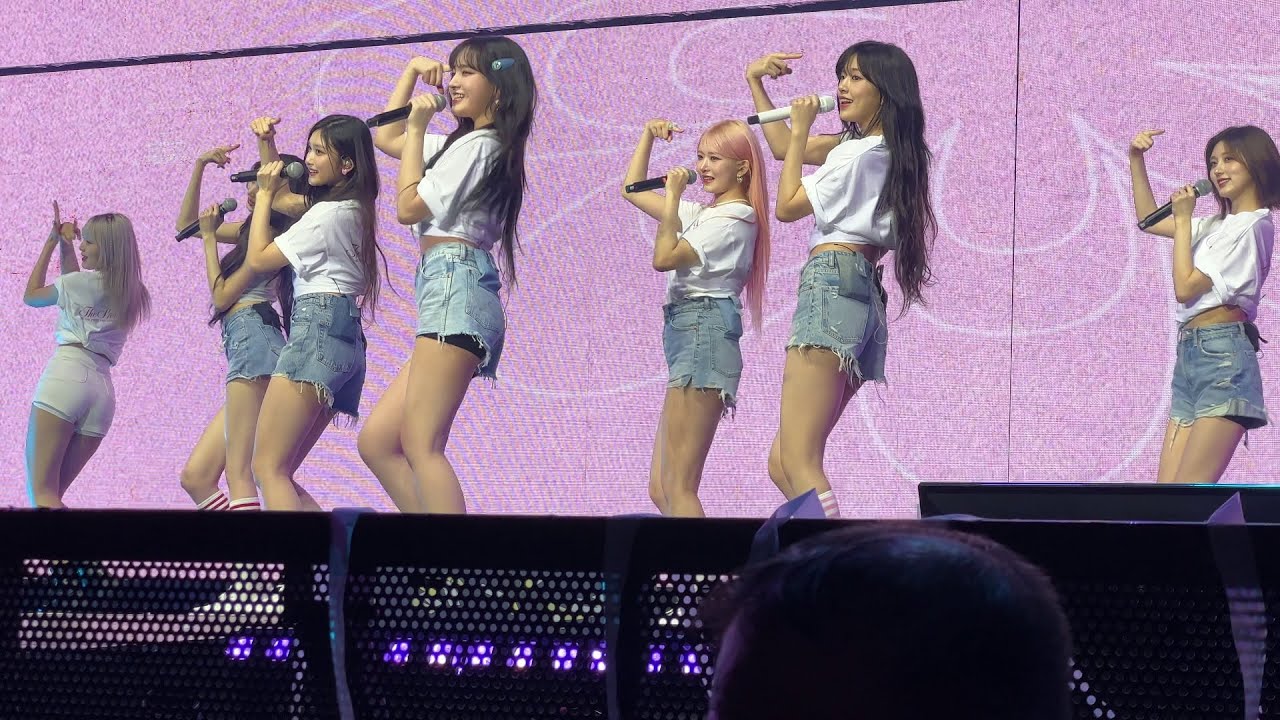 230617 IVE 아이브 'NOT YOUR GIRL' 직캠 FANCAM PROM QUEENS MANILA