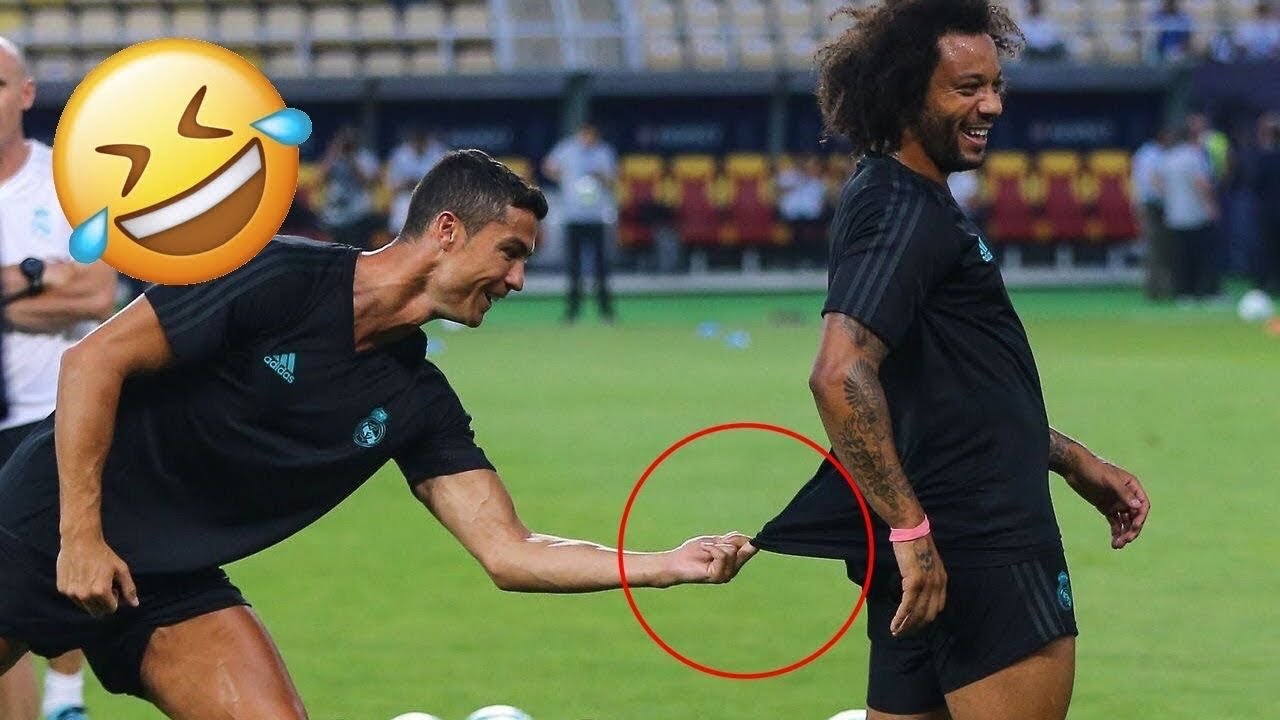 CRISTIANO RONALDO FUNNIEST MOMENTS - YouTube