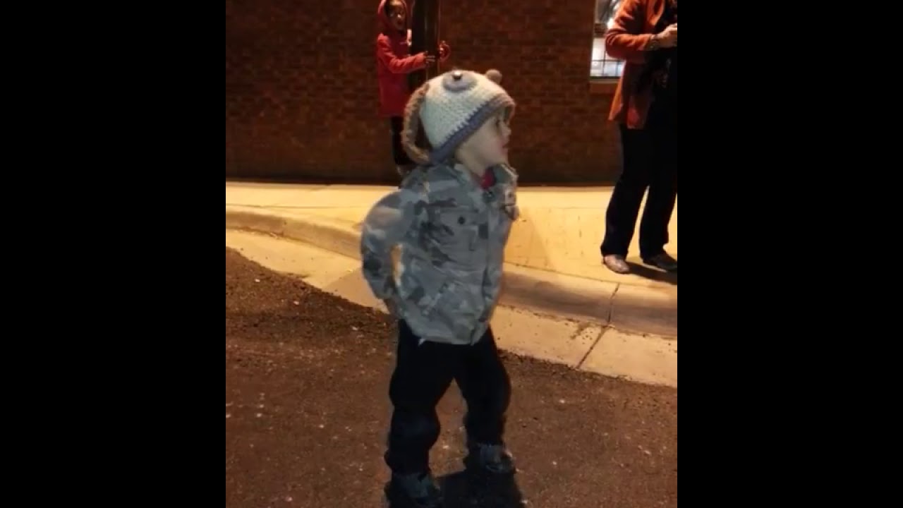 dancing at christmas parade in bernalillo YouTube