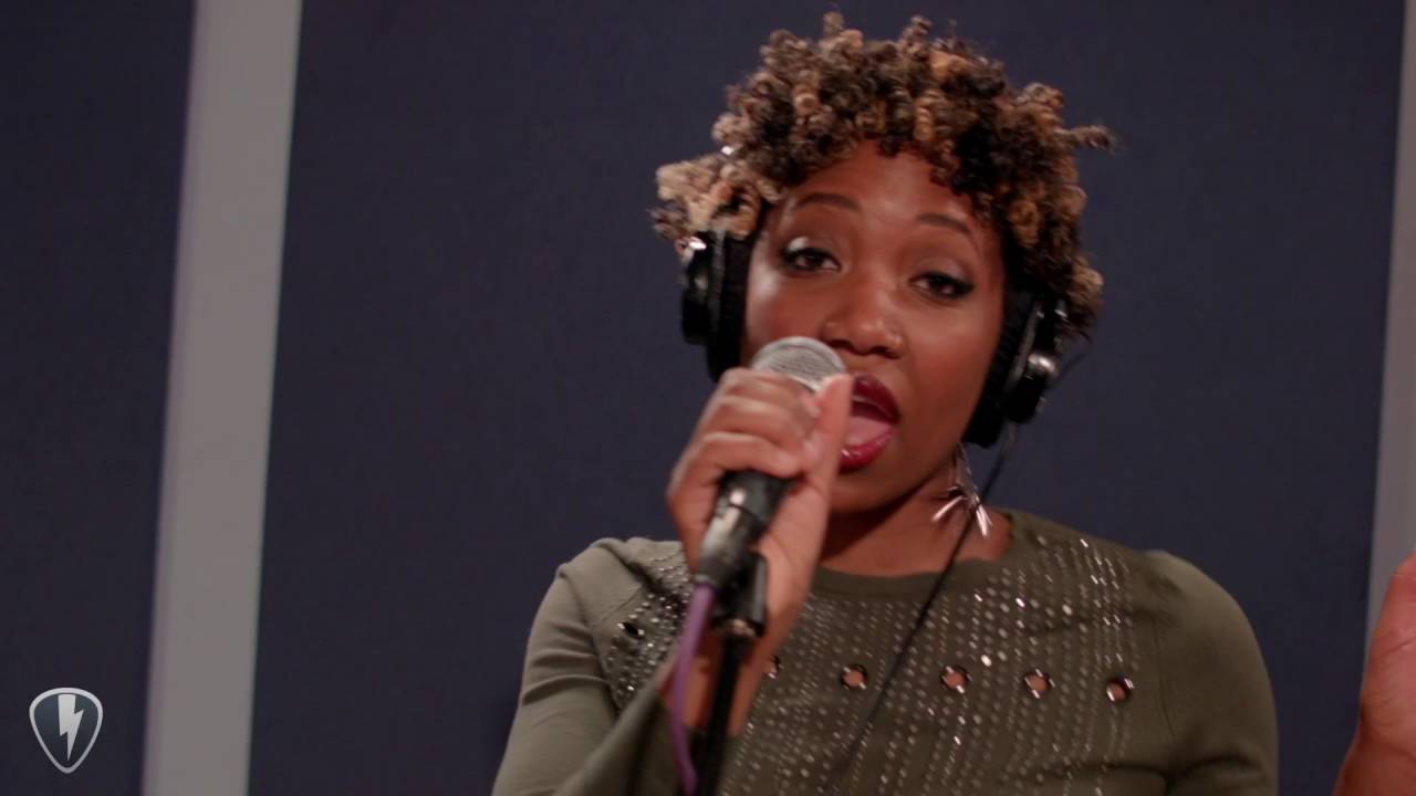 Guarda Johnny Popcorn - "Follow Through" (Live for WXPN's Key Studio Sessions) su YouTube Guarda Johnny Popcorn - "Follow Through" (Live for WXPN's Key Studio Sessions) su YouTube