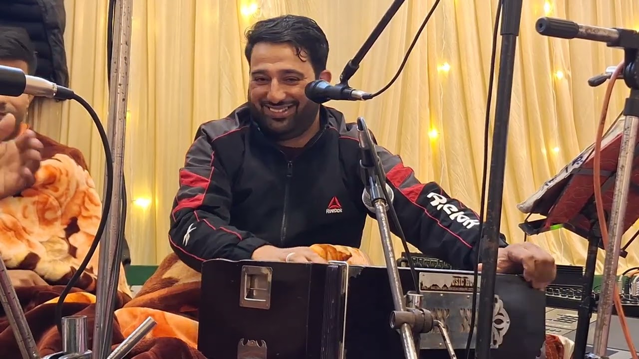 sundar kya malum moun kashmiri song by (altaf hussain ) tral