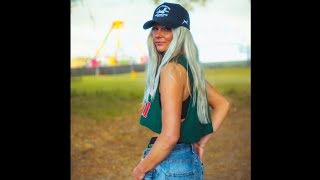 This Is The Country Music Singer SADIE BASS🎵🎵🤠🤠