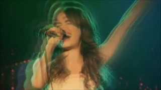 Video thumbnail of "Lali Espósito cantando "Cuatro brazos, cuatro piernas" de Celeste Carballo #EsperanzaMia"