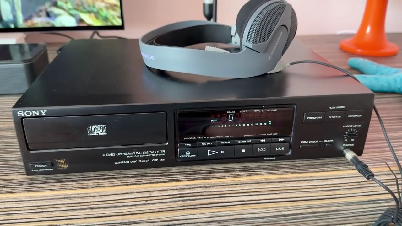 SONY CDP-M27 CD Player 4X oversampling, hi-fi, dual d/a converter system