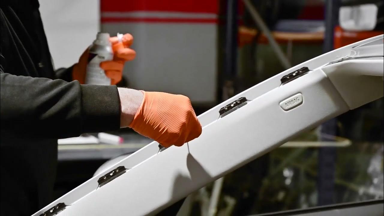 Auto Glass Windshield Replacement Chicago Auto Glass Solutions YouTube