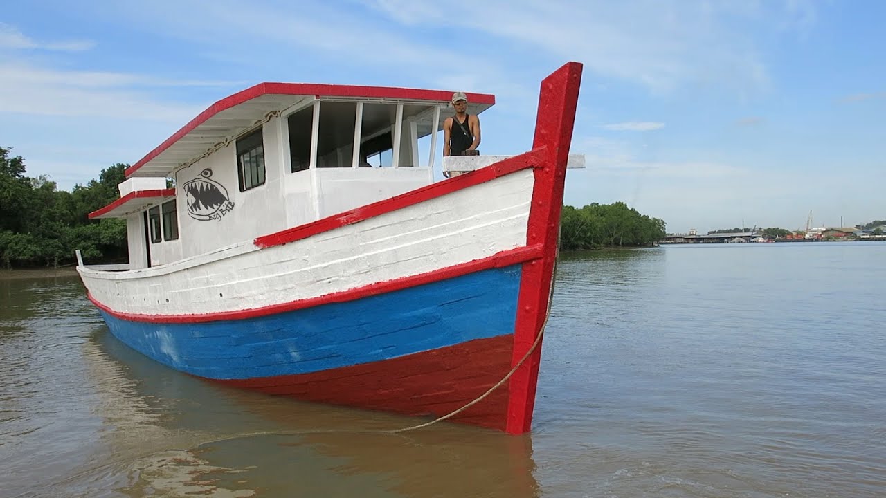Big Bite Sport Fishing, Kuching (It's in the Water) YouTube