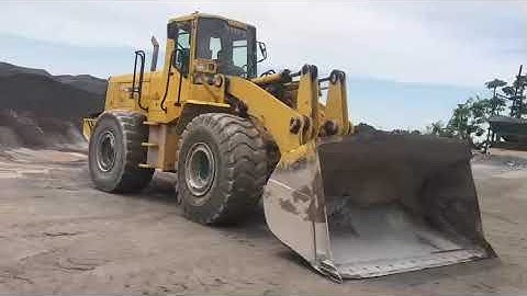 Thiết bị thi công bê tông nhựa