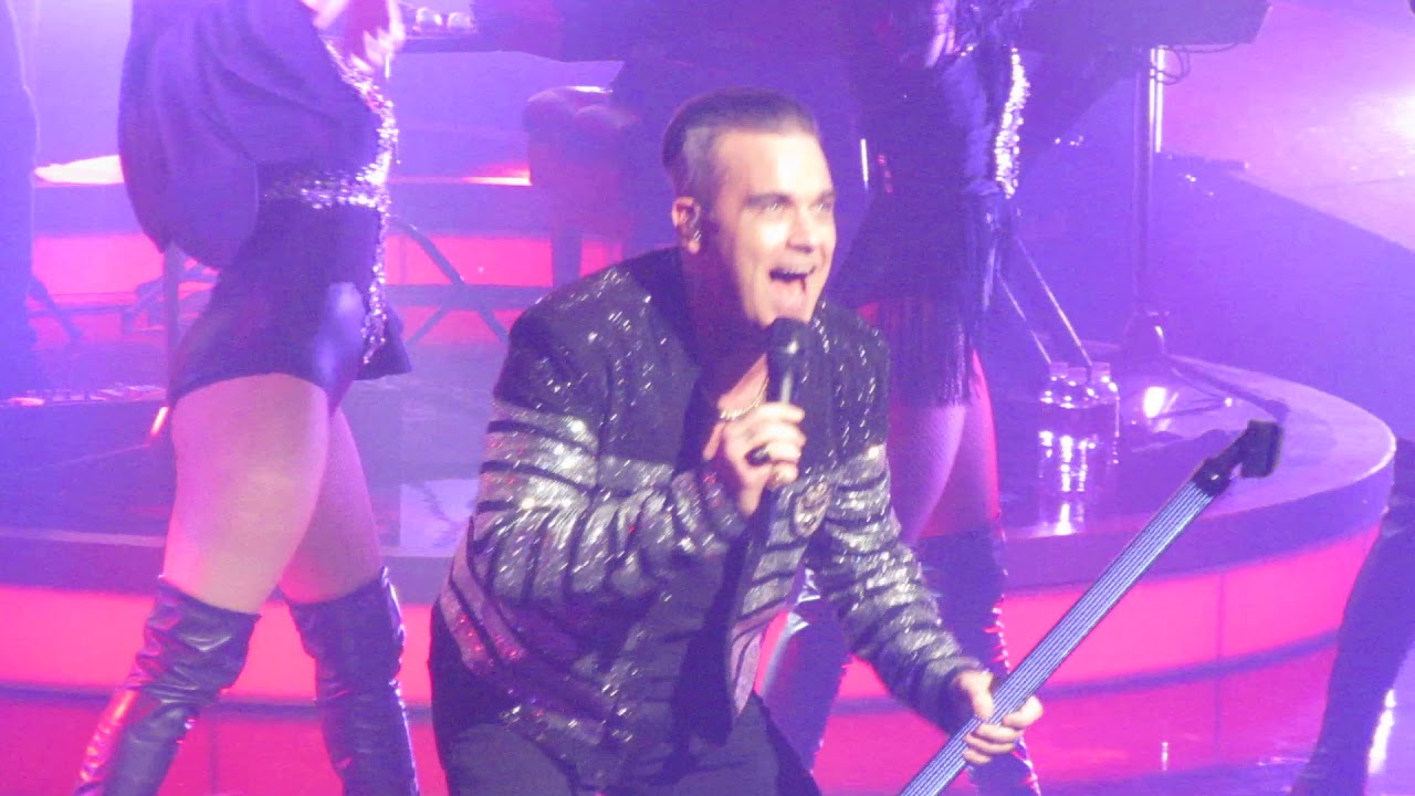 Robbie Williams - Let me Entertain You - Live in Las Vegas - March 9 ...