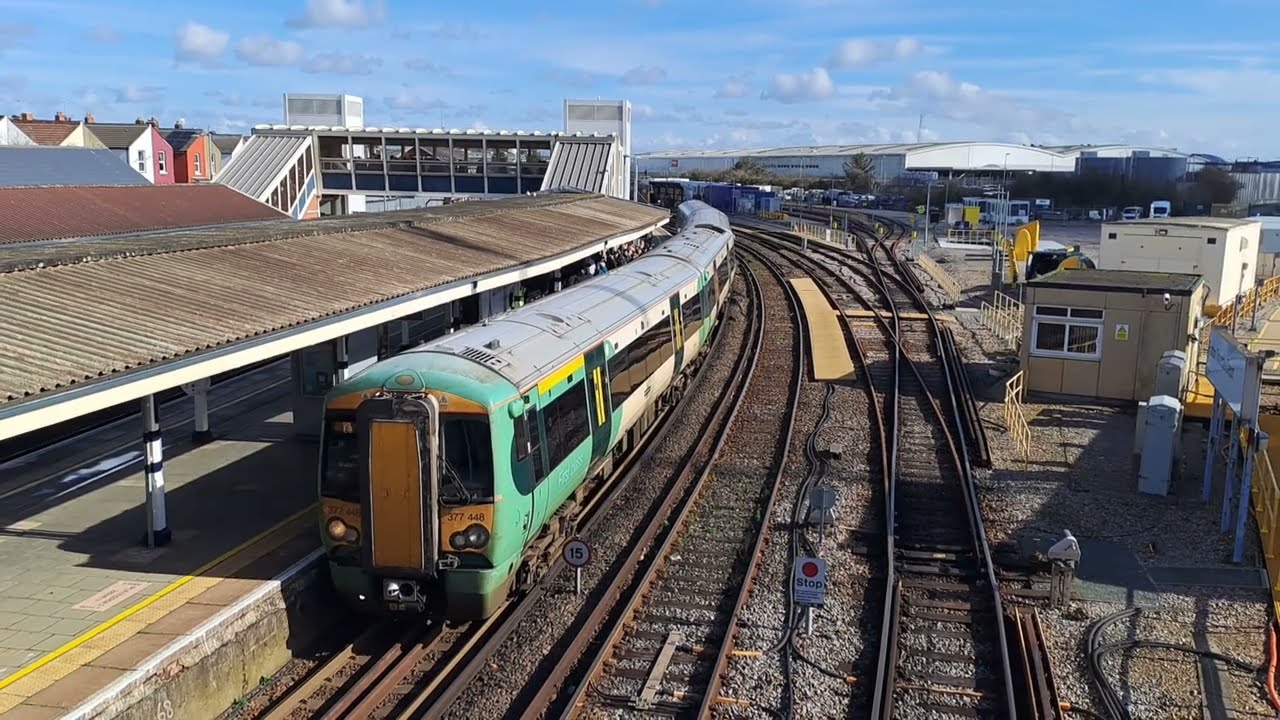 A Few Lunchtime Trains At Fratton, 28-02-2026. 