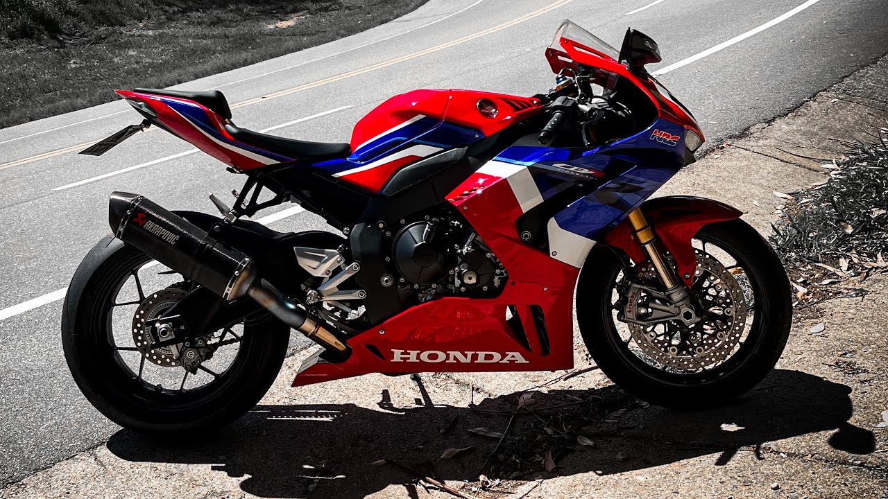INSTALEI O ESCAPAMENTO NOVO NA CBR1000RR-R